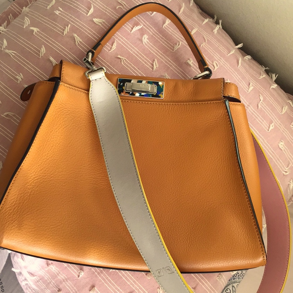 Fendi peek a boo midi bag x extra strap x scarf
